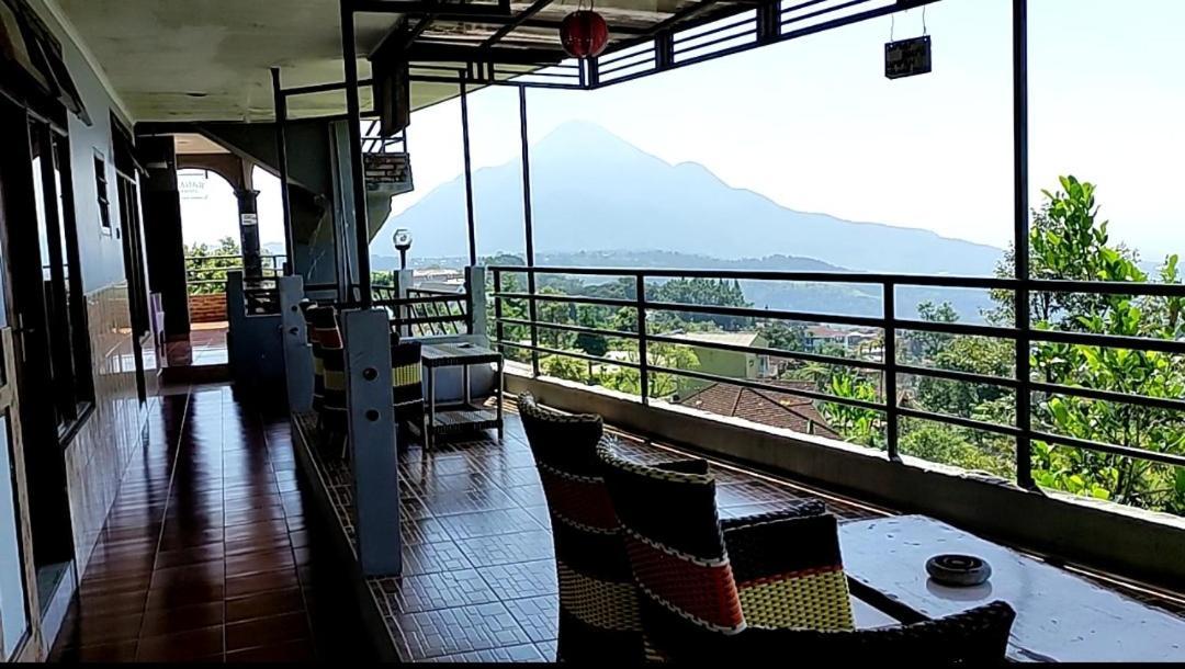 Villa Raung Indah Tretes Prigen Exterior photo